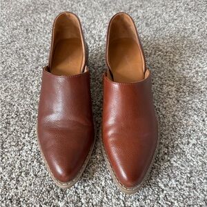 Women’s Brown Leather Slip-On Shoes - Universal Thread